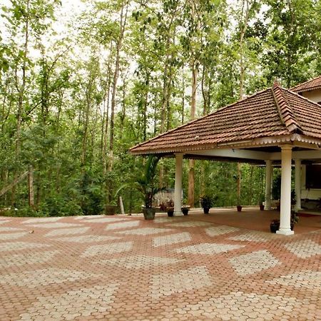Ktdc Tamarind, Nilambur Hotel ภายนอก รูปภาพ